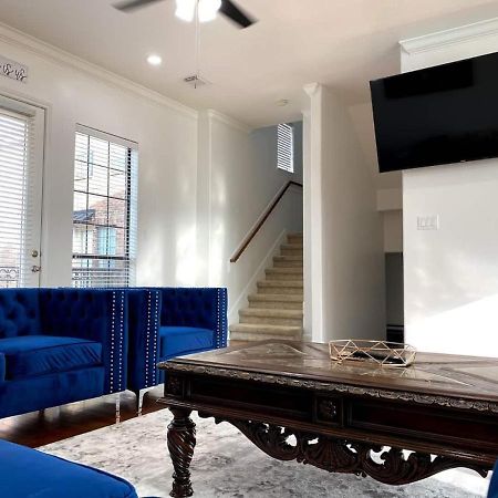 Luxury 3-Story Home In Downtown Houston Bagian luar foto